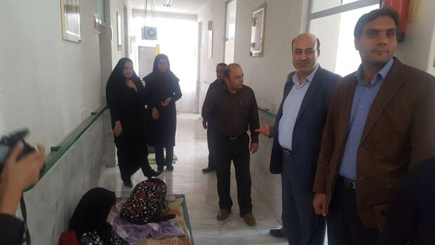تکریم و بازدید از سالمندان کرمانی در هفته سالمند