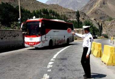 اخذ 74 دفترچه راننده حمل ونقل عمومی مسافر متخلف در راه های البرز