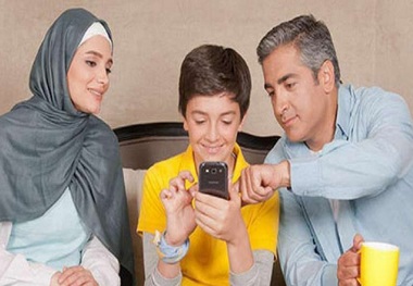 چگونه از کودکان و نوجوانان در فضای مجازی مراقبت کنیم؟
