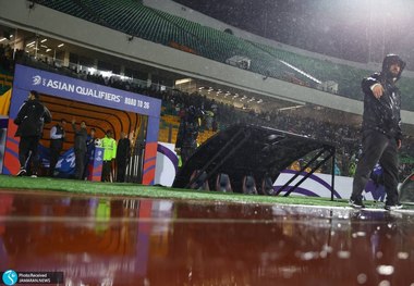 ویدیو| دود عجیب در ورزشگاه آزادی!