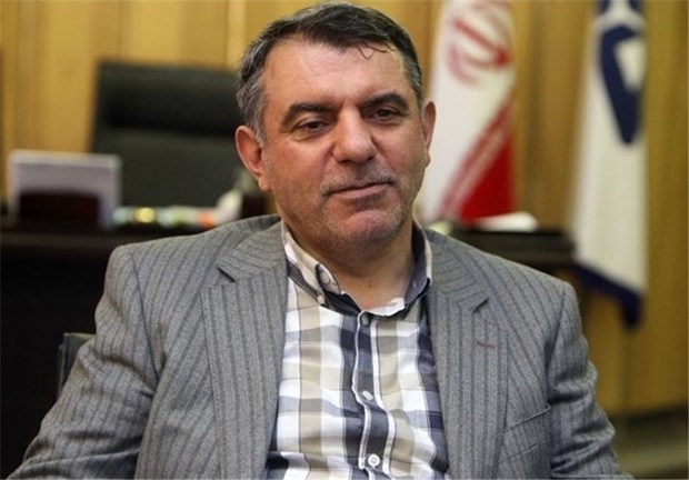 پوری حسینی: نگذاشتند دولت به آن نقطه‌ی مطلوب برسد