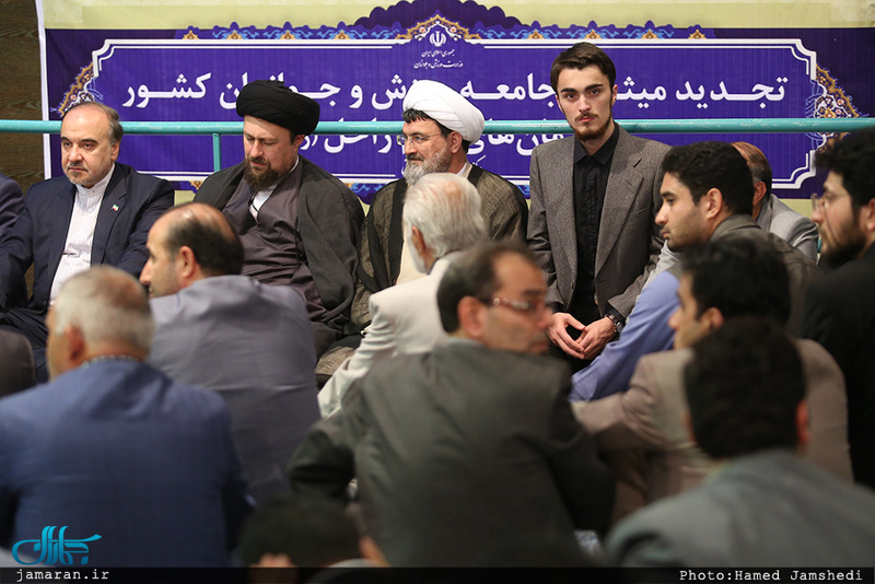 دیدار وزیر ورزش و جوانان و جمعی از ورزشکاران با سید حسن خمینی 