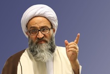 آیت‌الله حیدری، امام جمعه موقت اهواز: محاصره دریایی به ضرر خود آمریکا و اروپا تمام خواهد شد/ همه تلاش اسرائیل این است که آتش جنگ را روشن نگه دارد/ مرزبندی‌ها رنگ باخته و ملت ایران یکپارچه است/ دولتمردان وظایف خودشان را به نحو اعلا انجام می‌دهند