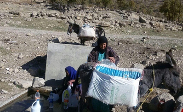 قطع آب آشامیدنی 2 روستای پلدختر مشکلاتی برای مردم ایجاد کرد