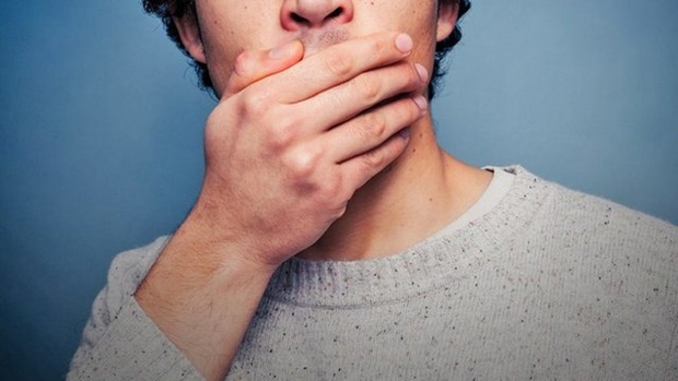 چگونه بوی بد دهان را از بین ببریم؟
