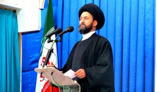 ملت  ایران در برابر زیاده خواهی های آمریکا تسلیم نمی شود