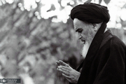 روایتی از نمازی که امام پشت به قبله خواند