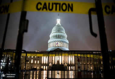 دولت آمریکا تعطیل شد/ 800 هزار کارمند به مرخصی اجباری فرستاده شدند
