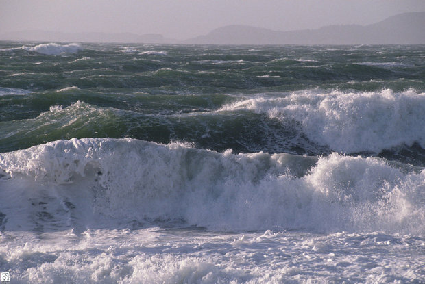 پیش بینی کاهش دمای هوای و مواج شدن دریای خزر در مازندران