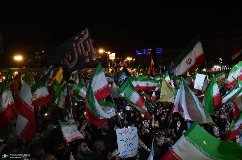 پنجاه و هشتمین اجتماع پر شور مردم در میدان انقلاب