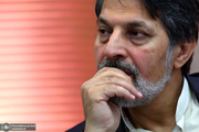 عمادالدین باقی: آقای روحانی، لطفا حقوقدان بمانید