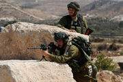عقب نشینی ناگهانی ارتش اسرائیل و پیروزی جدید برای فلسطینی ها