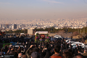 تشییع پیکر شهدای مدافع حرم در شهرک شهید محلاتی