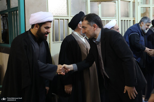 مراسم تشییع آیت الله رحمت (ره) از حسینیه جماران -1