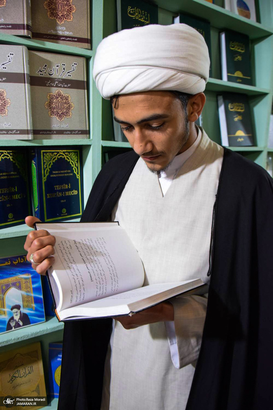  غرفه موسسه تنظیم و نشر آثار امام خمینی (س) در سی و سومین نمایشگاه بین المللی قرآن کریم-4