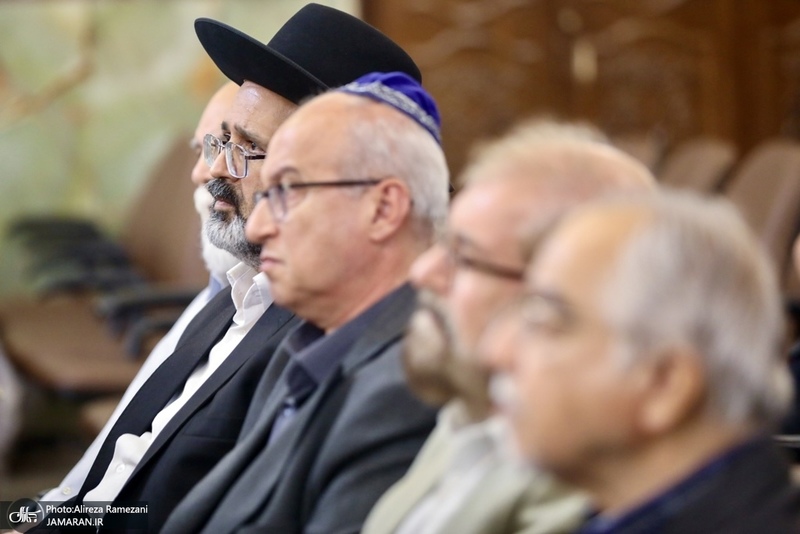 مراسم بزرگداشت ارتحال امام خمینی (ره) در کنیسه یوسف آباد