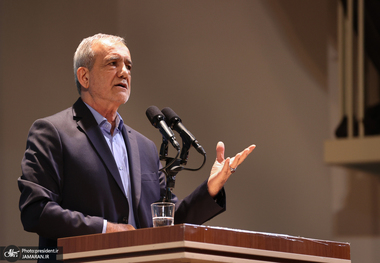 پزشکیان: مشکل، ما مسلمانان هستیم، مشکل اسرائیل و آمریکا نیست؛ چرا سکوت کرده‌ایم؟ وضعیت امروز در غزه، ناشی از نبود وحدت میان مسلمانان است/ اگر بتوانیم حق را در جامعه پیاده کنیم، هیچکس نمی‌تواند ما را شکست دهد