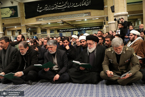 مراسم بزرگداشت شهید حاج قاسم سلیمانی و همرزمانش در حسینیه امام خمینی (ره)