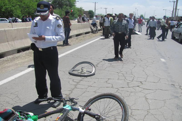 برخورد موتورسیکلت، دوچرخه سوار را به کام مرگ کشاند