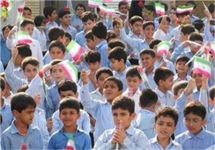 860 هزار دانش آموزاستان اصفهان سال تحصیلی  را آغاز کردند