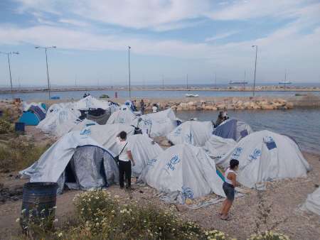 ایندیپندنت: یک سوم پناهجویان در یونان شاهد خودکشی بوده اند