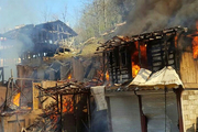 آتش سوزی مشکوک 12 باب منزل مسکونی در سراوان توسط اجنه!