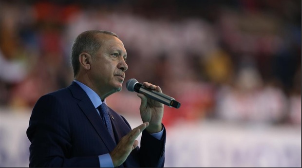 وقتی اردوغان در سخنرانی خود شعر فارسی می‌خواند!