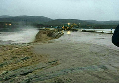 طغیان رودخانه گادر و مسدود شدن جاده اشنویه - پیرانشهر