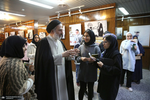بازدید جمعی از دانشجویان خارجی دانشگاه تهران از جماران