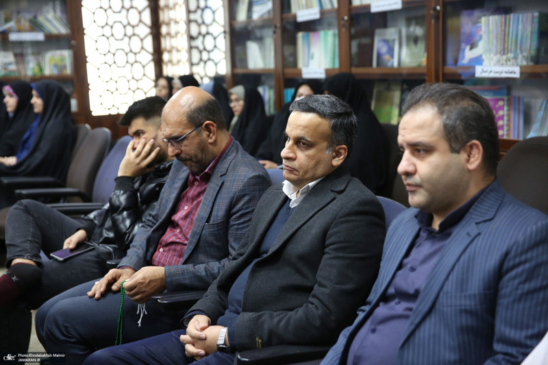 مراسم تقدیر از دست اندرکاران سومین هفته فرهنگی بر آستان آفتاب