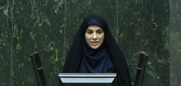 فاطمه حسینی: ترکیب وزرای پیشنهادی دولت دوازدهم بیانگر مطالبات مردم نیست