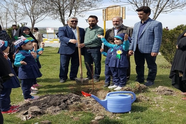 رییس جمعیت پاکبانان جوان اردبیل: سمن ها در حفظ محیط زیست مسئولیت سنگینی دارند