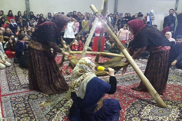 جشنواره بومی محلی «دایک» در مهاباد برگزار شد