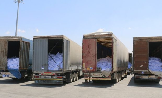 ارسال650 تن مواد غذایی و 28 نفت کش سوخت به سوریه  از سوى عراق