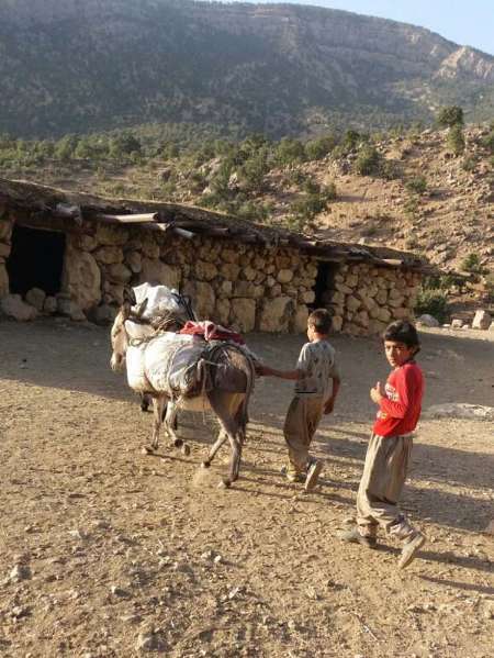 کمبود آب شرب و جاده ارتباطی در روستای کمفه بخش چلو