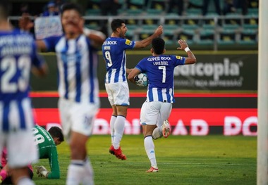 هالووین پورتو با عکسی از مهدی طارمی