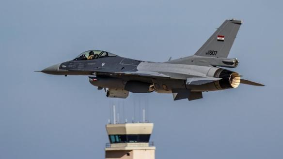 بمباران داعش در سوریه توسط هواپیماهای عراقی/ گروه های مسلح و تروریستی از غوطه غربی خارج می شوند