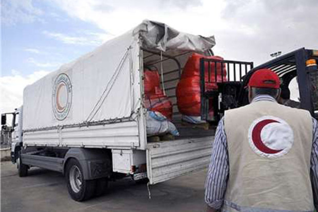 1000 بسته غذایی از استان مرکزی به گلستان ارسال شد