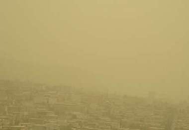 هوای برخی شهرهای استان ایلام همچنان در وضعیت هشدار است