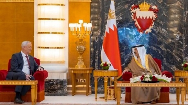 حضور وزیر جنگ رژیم صهیونیستی در بحرین/ ادعای بنی گانتز: اسرائیل قصد دارد «جبهه میانه‌رو» خاورمیانه را برای مقابله با ایران تقویت کند!