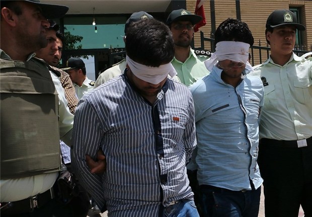 سارقان حرفه ای لوازم داخل خودرو در خوزستان دستگیر شدند