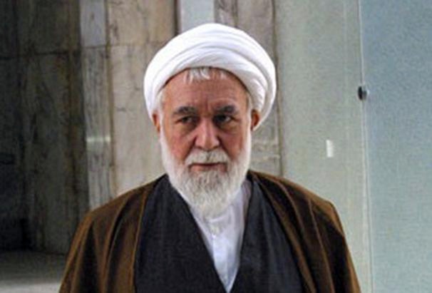 آقای جواد لاریجانی حق فتوا در مسائل شرعی را ندارد