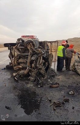 تصاویر دلخراش از تصادف و در آتش سوختن سرنشینان ۲ اتومبیل در محور اهر-تبریز