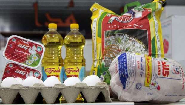 فرماندار: بسته های غذایی 72 ساعته بین زلزله زدگان قصرشیرین توزیع شد