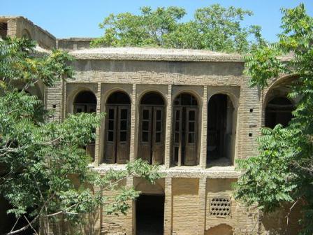 2 وارث خانه حاج آقا محسن عراقی ارث خود را به میراث فرهنگی استان مرکزی اهدا کردند