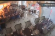  تصویر دوربین مداربسته از لحظه انفجار اخیر  هتل در سریلانکا 