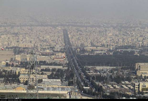 غلظت آلاینده های جوی در کلانشهر اصفهان و مناطق صنعتی استان افزایش می یابد
