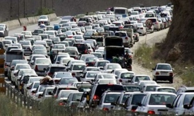 ترافیک در ورودی های مشهد سنگین است