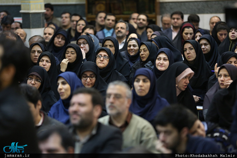 نشست بررسی «جایگاه اخلاق در ساحت های تربیت دانش آموزی با نگاهی به اندیشه تربیتی حضرت امام»