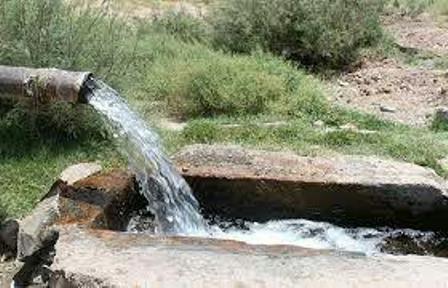 کاهش 60 درصدی خروجی چاه های آب آشامیدنی آران و بیدگل